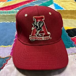 Starter Alabama Crimson Tide Red Hat Size 7 / 7-3/4
